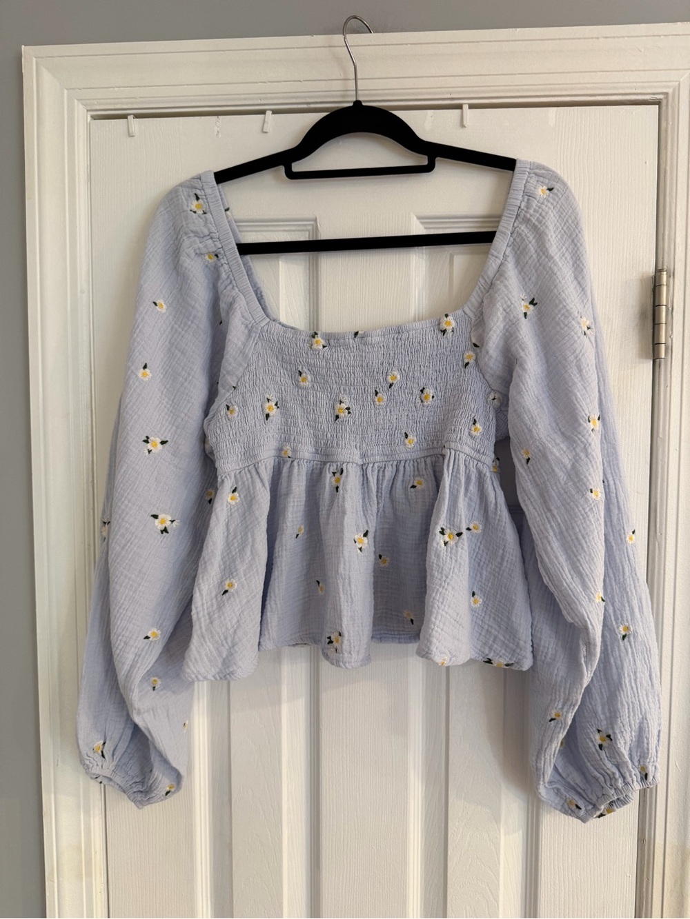 Altar’d State XL Blue Daisy Embroidered Cotton Gauze Smocked Peplum Top